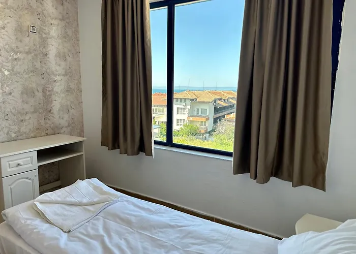 елисей 2* 切尔诺莫雷茨