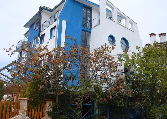 елисей 酒店 2*