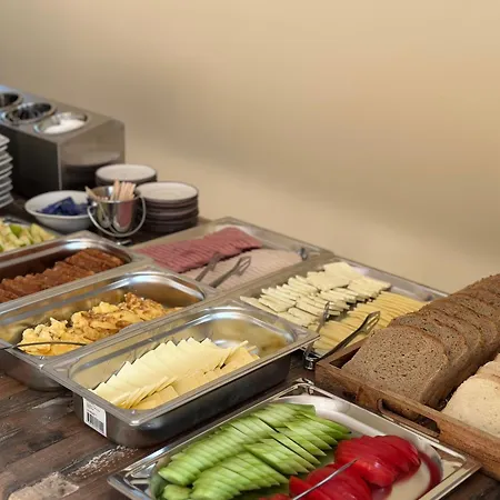 елисей تشيرنوموريتس